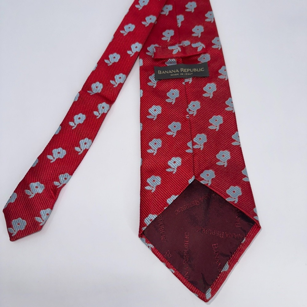 Banana‎ Republic Men's Red Floral Silk Tie Classic Width Italian Made